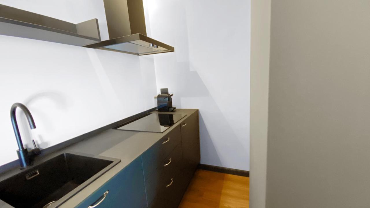 Bnb Capital Milano Central Station - Red Esterno foto